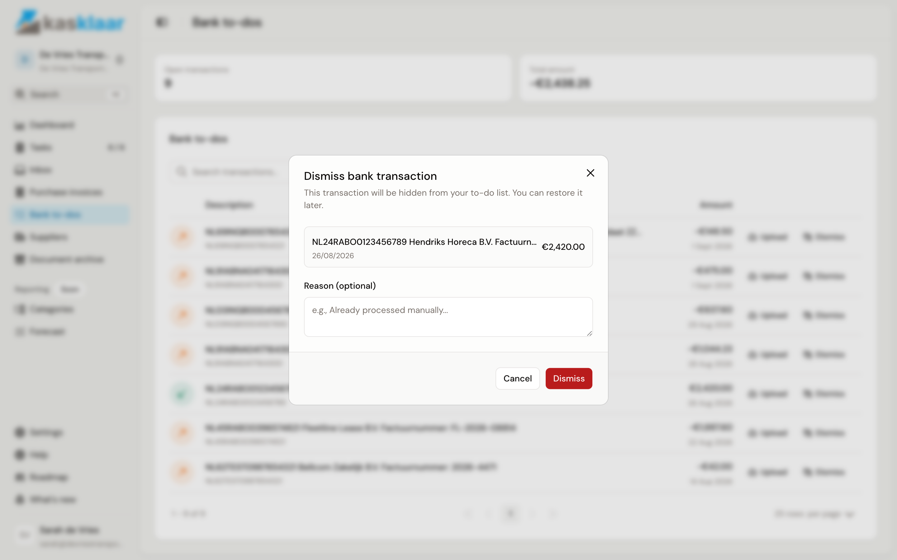 The Dismiss bank transaction dialog for a payment received from a customer, with the Reason field