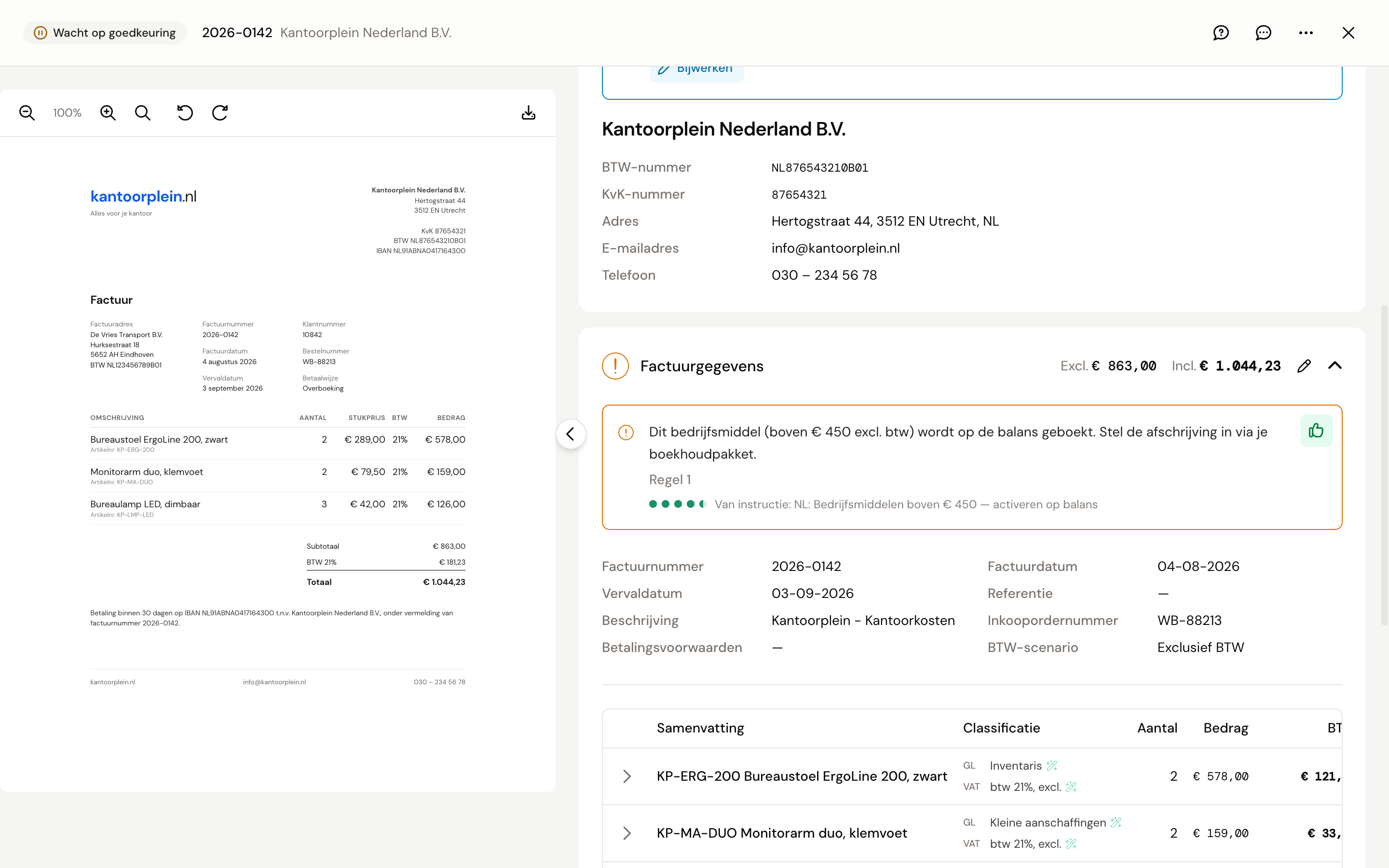 Een boekingsvoorstel met een oranje melding uit een instructie, met eronder Regel 1 en de tekst Van instructie, gevolgd door de naam van de instructie